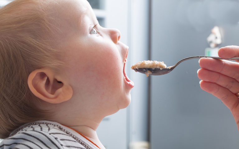 Food allergy prevention: introduce peanuts and egg in first year - Featured Image