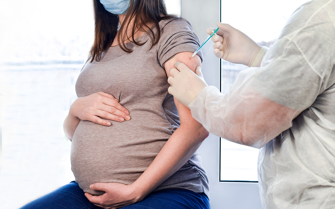 Szczepionki COVID-19 podczas ciąży: nowe dane potwierdzające bezpieczeństwo