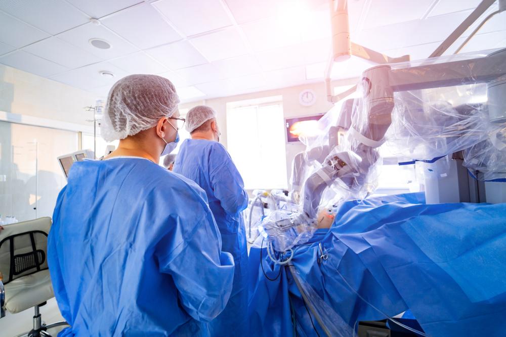 Robots to shake up surgery, but early training for surgeons 'is key' - Featured Image